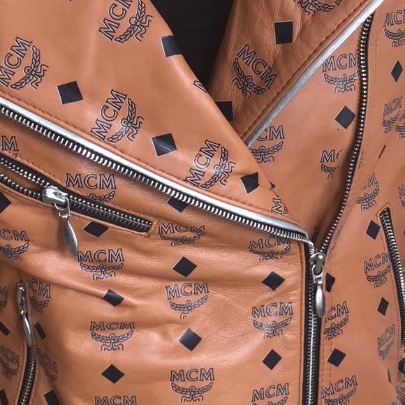 NWT, DESIGNER LOOK BIKER JACKET, NEVER WORN, IN GENUINE LEATHER, MCM DETAIL - Picture 6 of 10